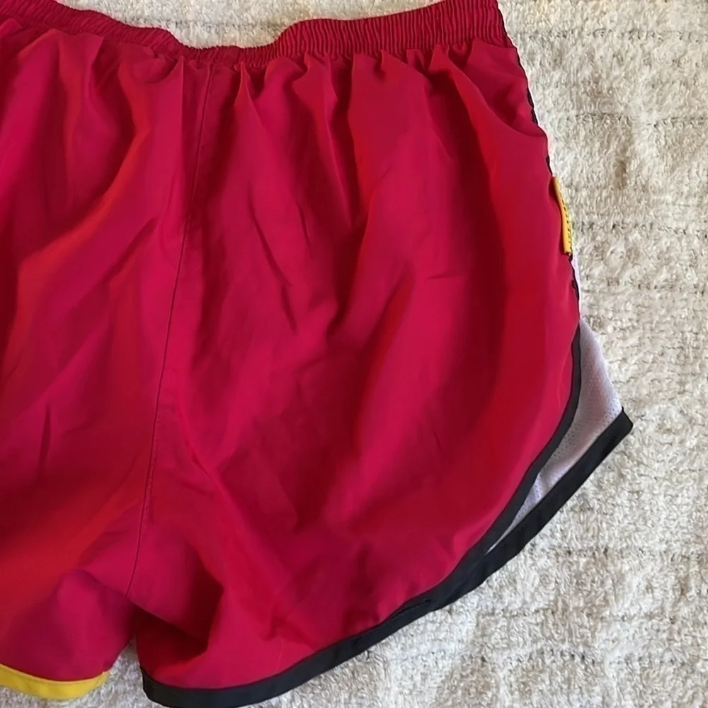 Nike Dri Fit Women’s Running Shorts Livestrong Small Red